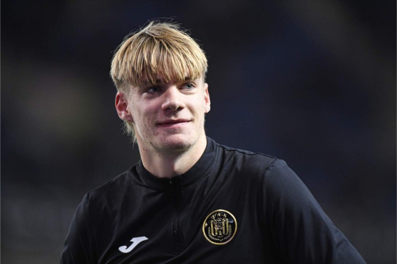 De Cat được nhiều đội bóng lớn theo đuổi