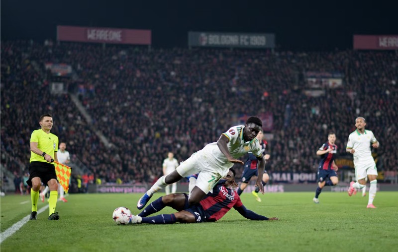 Roma quyết tâm đánh bại Bologna